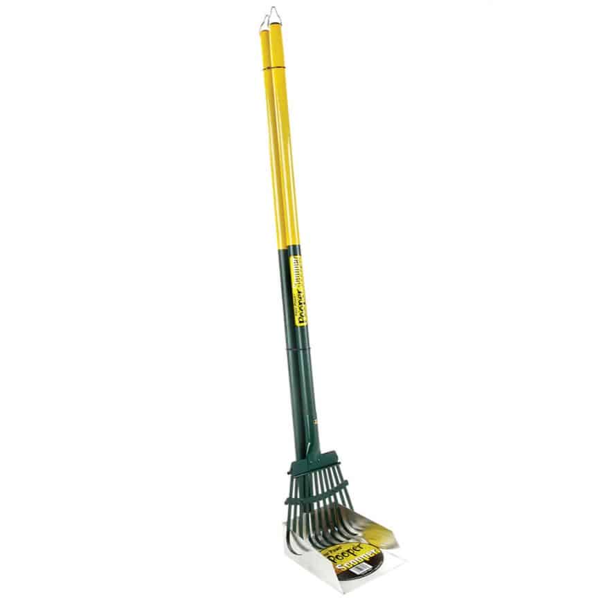 Four Paws Wee-Wee Pooper Scooper Rake Set Small