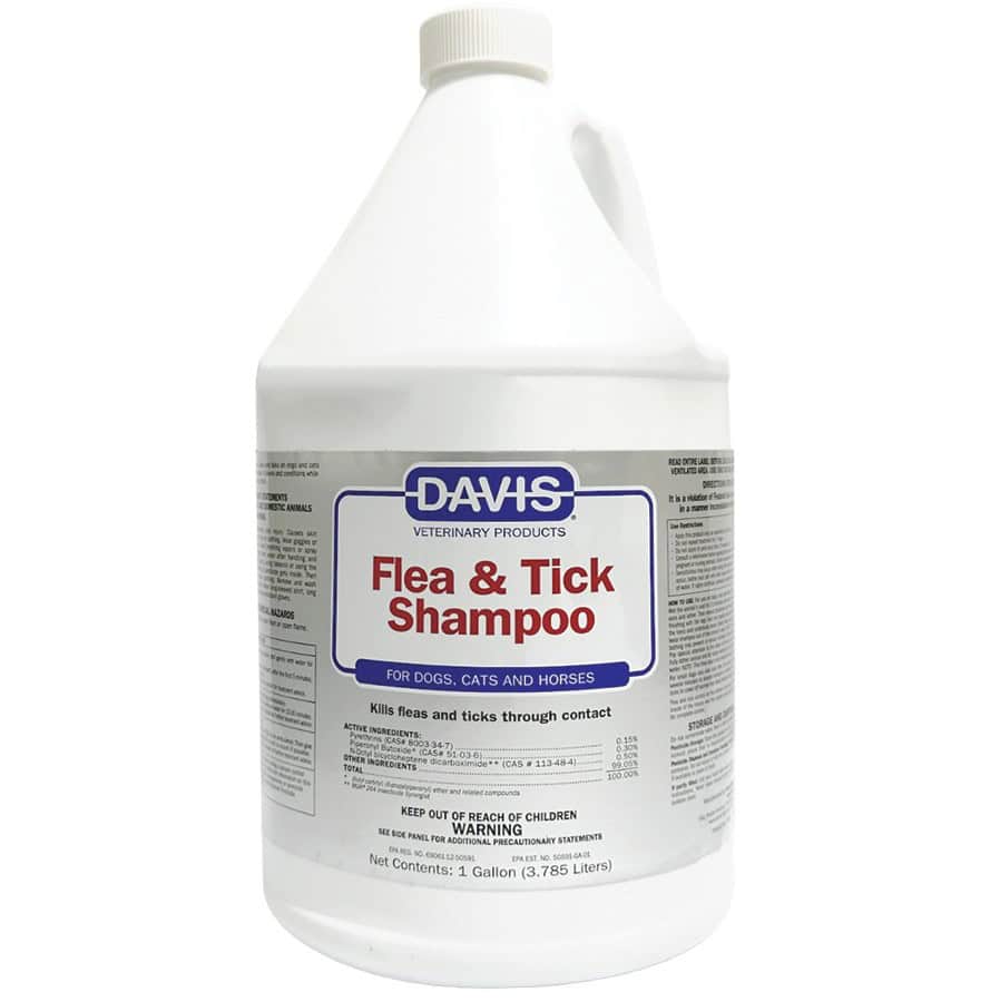 Davis Flea & Tick Shampoo Gallon